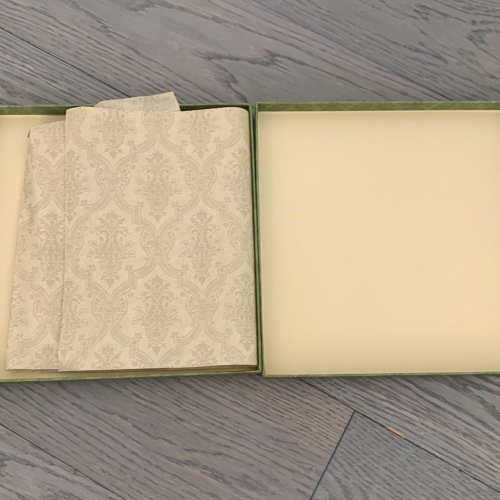 Gucci 10” Square Gift Box Embossed Pattern Shallow Storage Display Box - Picture 4 of 7
